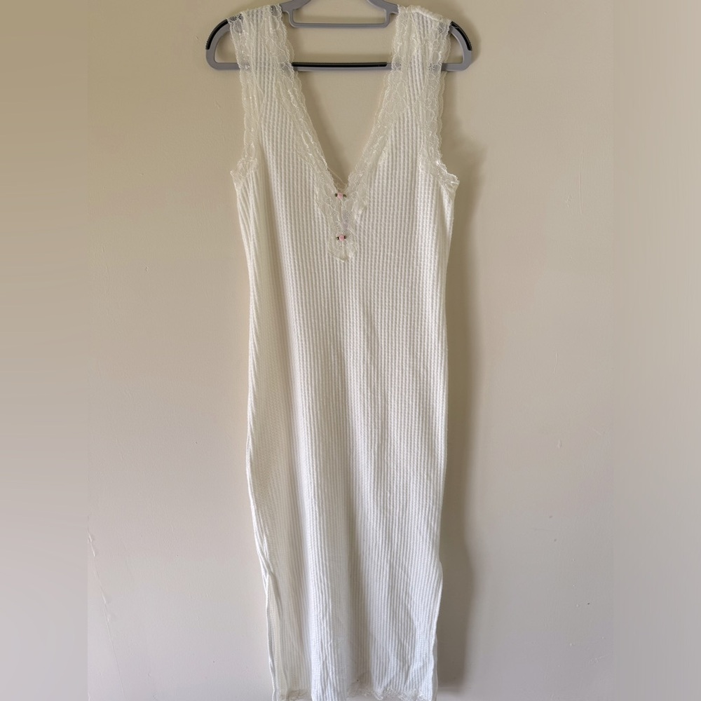 Sold! Beautiful coquette core maxi dress